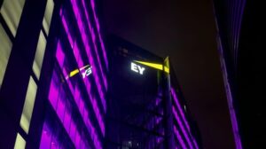 O denunciante da Ernst & Young faz alegações sobre auditorias de empresas de jogos de azar ligadas ao crime