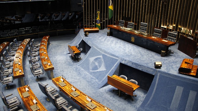 Senador pede maior extensão do inquérito sobre apostas no Brasil