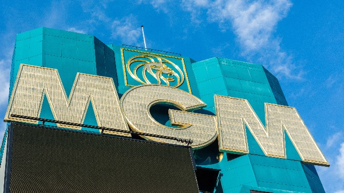 MGM Resorts nomeia Ayesha Molino como nova COO, Gary Fritz para CCO e presidente da MGM Digital