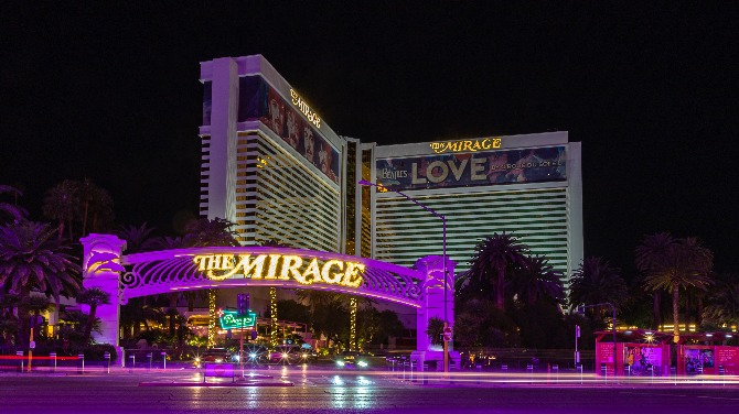 mirage-hotel-hard-rock