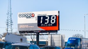 A corrida powerball da Loteria da Virgínia gera $29,6 milhões para escolas públicas