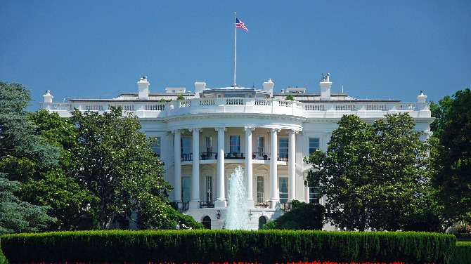 Senador de Indiana se opõe à redução do aumento de impostos para jogadores profissionais