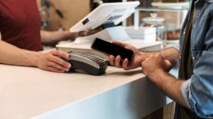 Coljuegos realiza treinamento regional para reforçar o jogo legal em Medellín