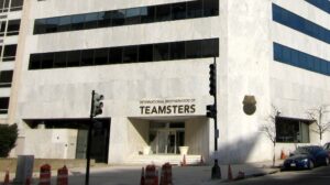 Teamsters Local 25 dá as boas-vindas aos trabalhadores do cassino Encore Boston Harbor
