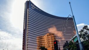 Wynn Las Vegas realiza festa de aniversário no Allegiant Stadium