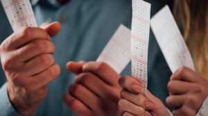 Ontário proíbe a compra obrigatória de bilhetes de loteria beneficentes