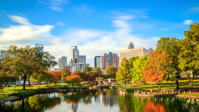 Ex-candidato ao conselho de Kinston acusado de investigação sobre jogos de azar online e lavagem de dinheiro