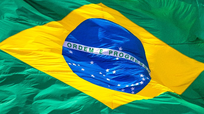 Regulador brasileño recibe más de 100 solicitudes de licencias de operación