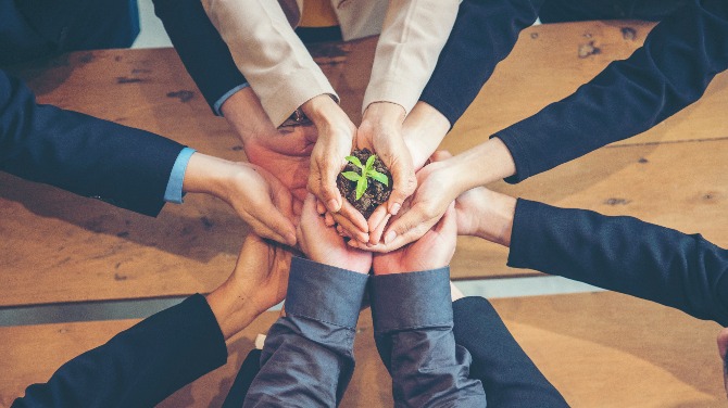 Inspired tiene como objetivo reducir la huella de carbono a través de la asociación ambiental de Tunley