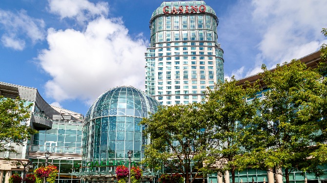 AGCO multó a Gran Canadiense con 151 000 dólares por errores en la verificación de la edad