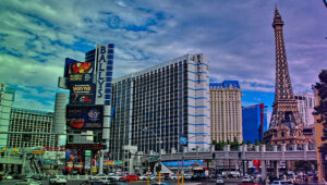 La oferta de casino de Bally por el sitio Trump Links está suspendida, sujeta a transferencia de licencia