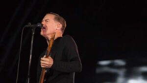 Bryan Adams encabezará el evento de apertura del Casino Pickering