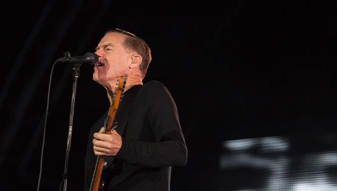 Bryan Adams encabezará el evento de apertura del Casino Pickering