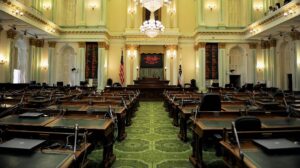 La Asamblea de California aprueba por unanimidad la AB 831, ahora espera la firma del gobernador