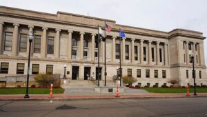 La encuesta indica que la mayoría de los residentes del condado de Kenosha están a favor del