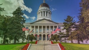 Los legisladores de Maine revisarán el nuevo proyecto de ley sobre casinos tribales