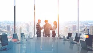 Maxxsure nombra a John English como su nuevo asesor estratégico