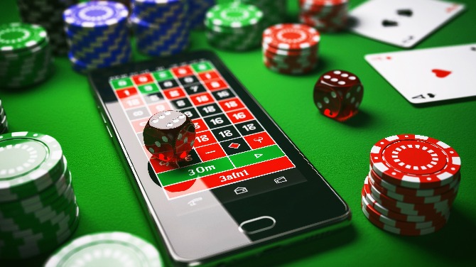 Ontario estudiará si los jugadores en línea pueden jugar legalmente con personas no canadienses