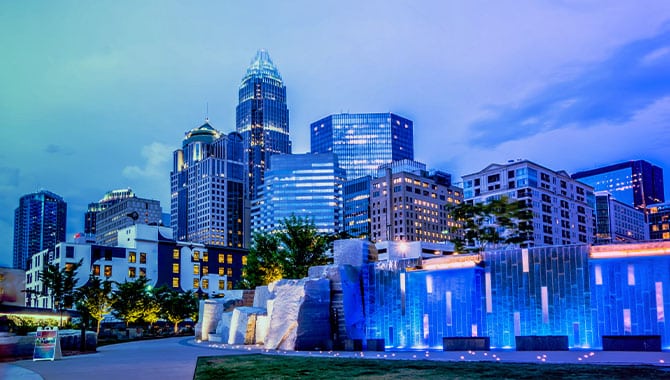 ¡Ya está aquí! Las apuestas deportivas en línea ahora son legales en Carolina del Norte