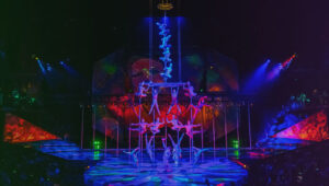 Playstudios añade a Mystère, el acceso de Blue Man Group a su programa de fidelización