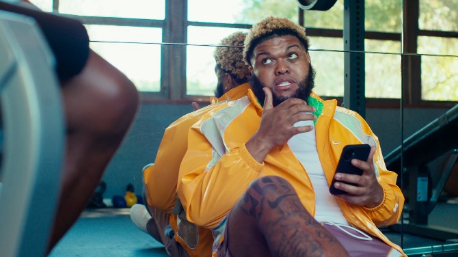 Fanatics y PrizePicks lanzan campañas de fútbol impulsadas por celebridades