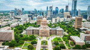 El representante Sam Harless presenta una legislación que legalizaría las apuestas deportivas en Texas