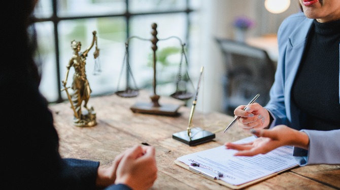 Titus presenta la Ley de Apuestas Justas como enmienda a la NDAA de 2026