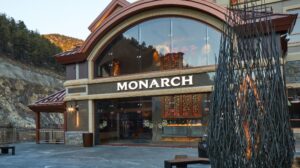 Monarch Casino & Resort establece un récord trimestral en ingresos y EBITDA ajustado para el tercer trimestre de 2025