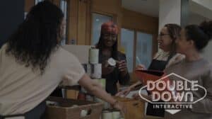 DoubleDown contribuye con 10.000 dólares a la iniciativa Meals on Wheels