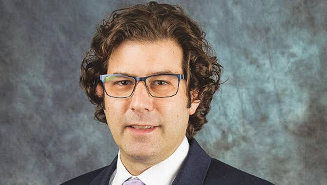 SPORTS BETTING: THE MAIN COURSE?