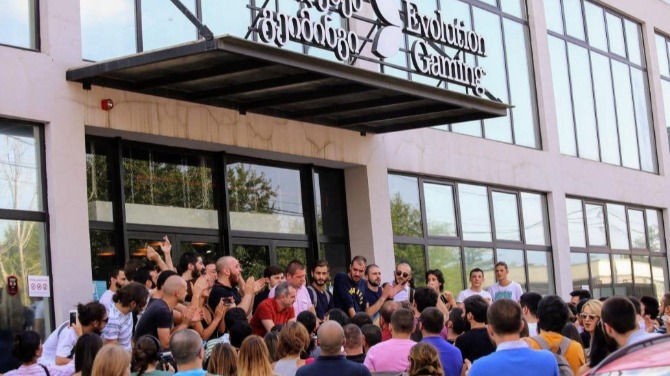 Culinary Union Local 226 files complaint over unfair labor practices at Evolution