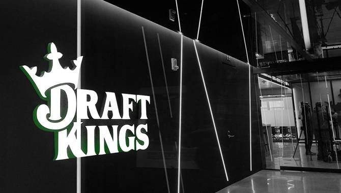 DraftKings shoots, scores with Boston Bruins
