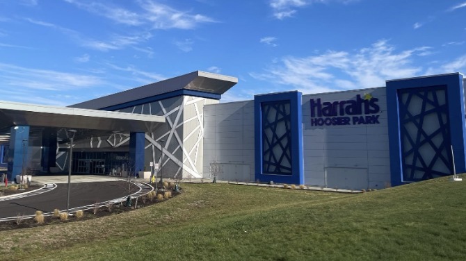 Gaming America in Indiana: Harrah’s Hoosier Park Racing & Casino sports new updates