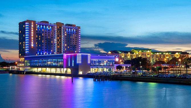 Island View Casino sues insurer for COVID coverage