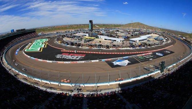 PhoenixRaceway