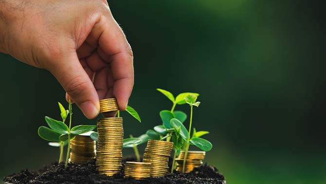 Americas Cardroom raises $17,110 for United Breast Cancer Foundation