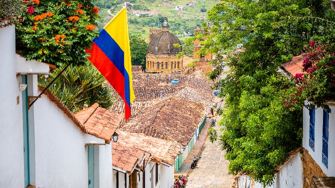 Hacksaw Gaming and Betsson extend global reach with launch in Colombia