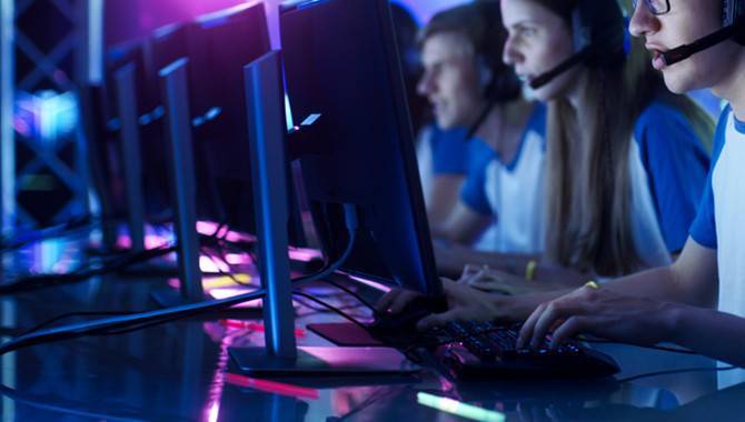 Esports Technologies partners with casino games provider Spinomenal