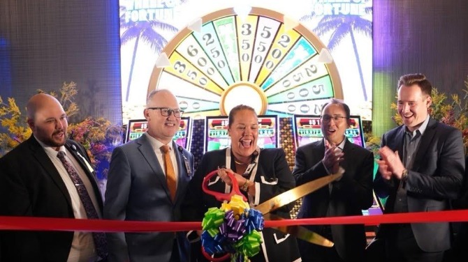 IGT’s Wheel of Fortune Trio cabinet makes global debut at Graton Resort & Casino