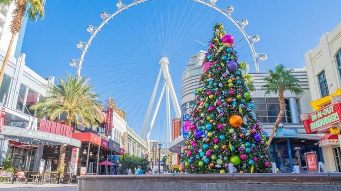 Caesars closes sale of Linq Promenade to TPG and Acadia
