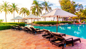 Billionaire Tilman Fertitta submits permits for new Strip resort project