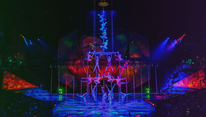 playstudios-Mystere-Blue-Man-Group