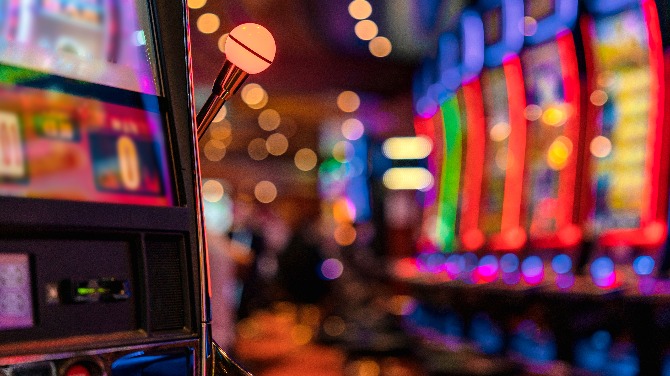 New Hampshire: Local commission urges lawmakers to allow slot machines in casinos