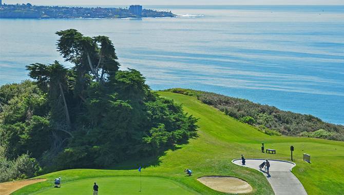 Oddsmakers, bettors warily watching Rahm’s status ahead of US Open