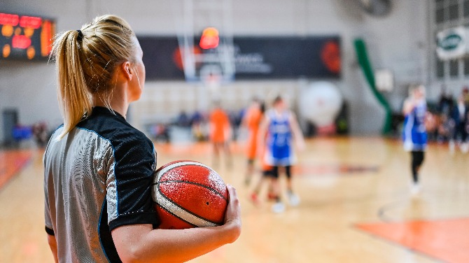 DraftKings offering free $50k March Madness bracket for women’s tournament