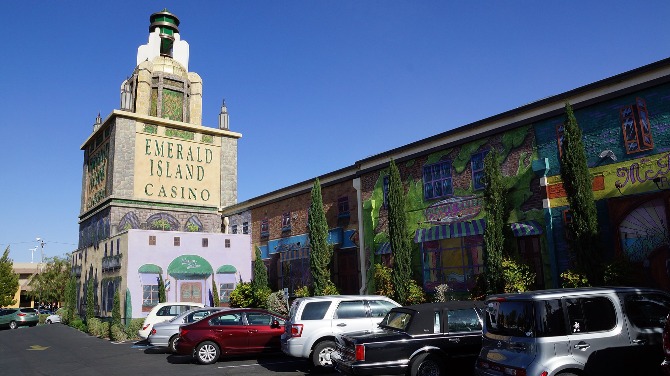 Emerald Island Casino submits new expansion designs to Henderson Planning Commission