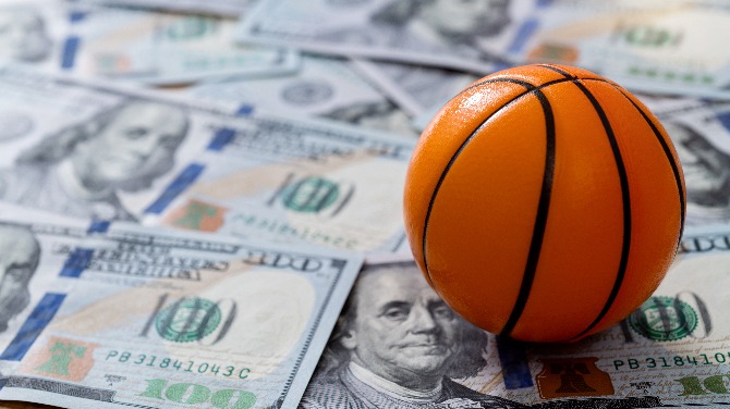 Chicago Mayor proposes 10.25% online sports betting tax hike