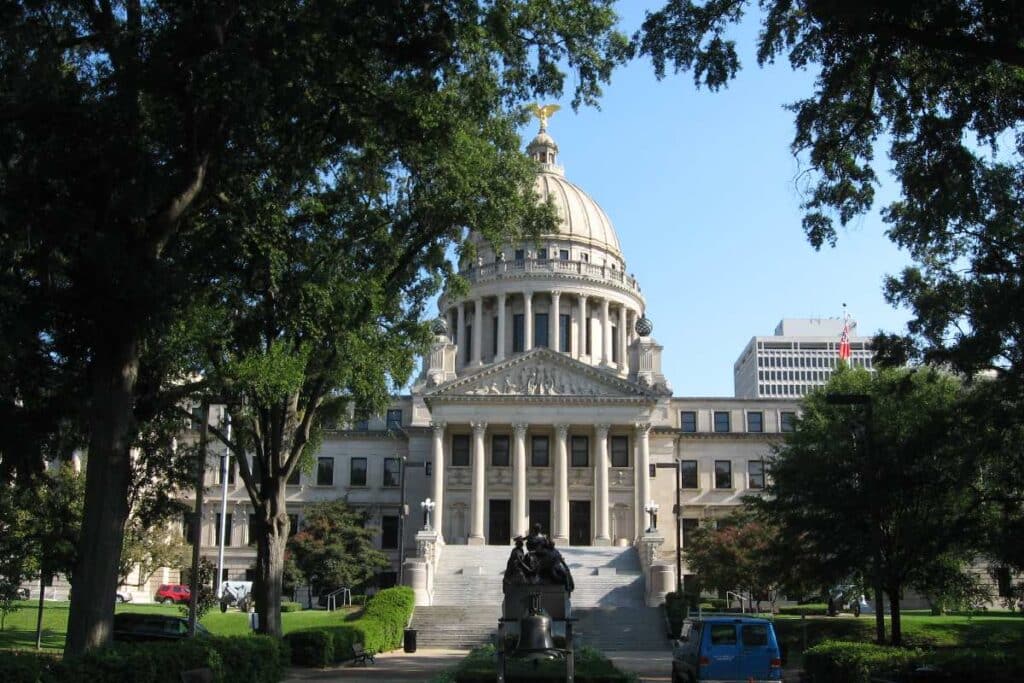 House Says Yes, Senate Says No as Mississippi Online Sports Betting Stalls for Third Year