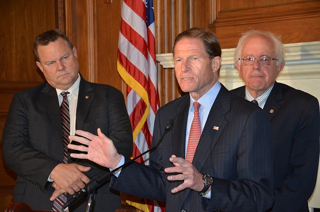 Senator Blumenthal Demands Major Sports Leagues Disclose All Gambling Partnerships by May 1