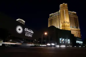 Las Vegas Sands Hires Texans to Build Casino Management Software Amid Lobbying Efforts